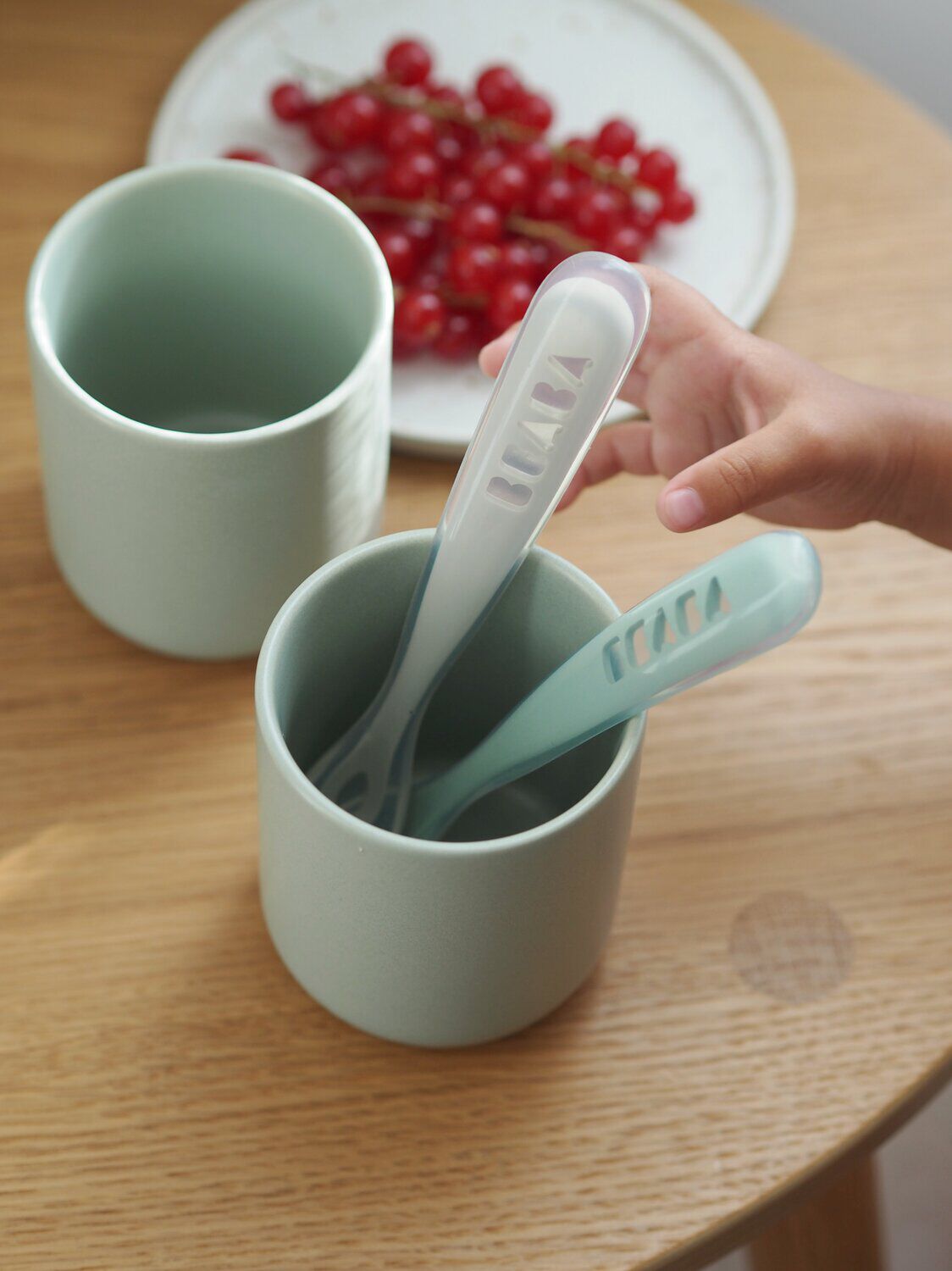 Set von 2 Easy-Grip 1st Stage Silicone Spoons + Lagergehäuse
